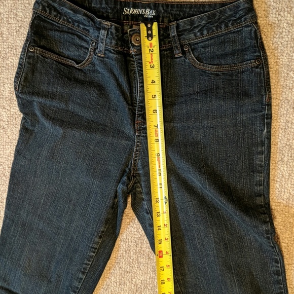 St John's Bay Capris - Picture 3 of 6